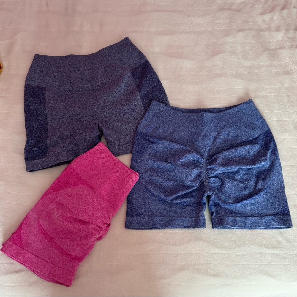 Women’s pack of gym shorts - Size L